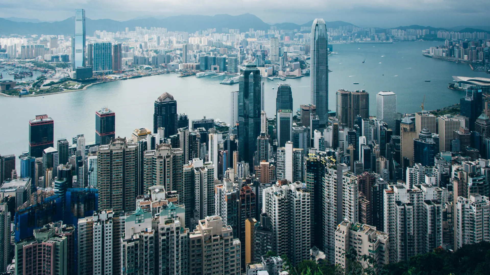 Hong-Kong-skyline